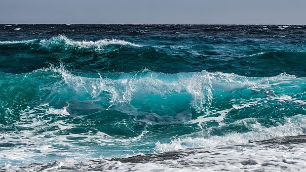 waves in ocean water
