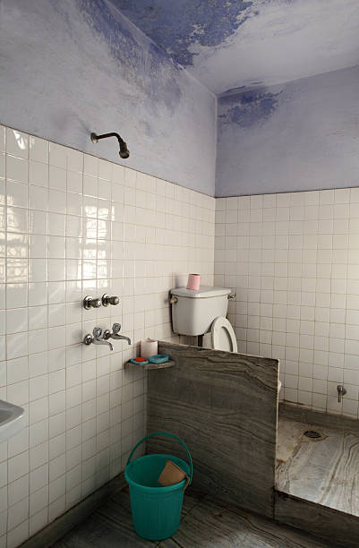 How to Make an Old Bathroom Look New